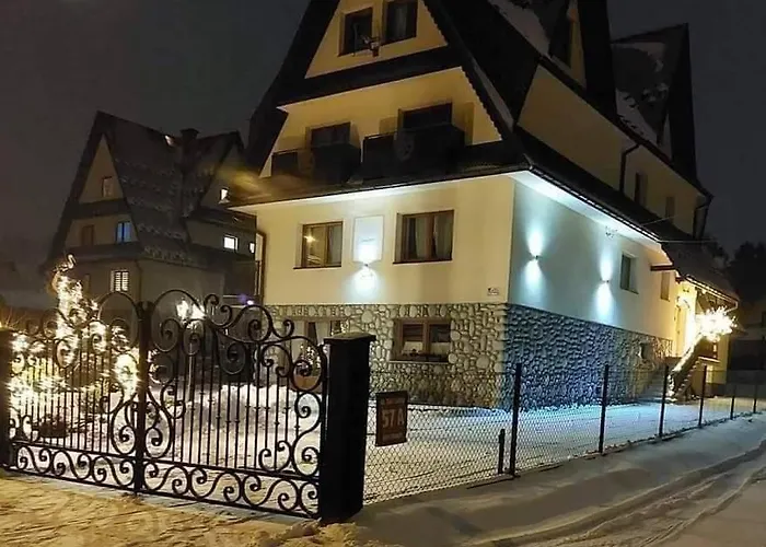 Chwost  W Pobliżu Szaflary&termy-wyciąg Narciarski 400m * Biały Dunajec